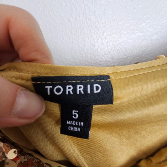 Torrid Sophie Sequin Swing Cami Gold Sequin Holiday Party Glam Yacht Gala Sz 5X - Picture 6 of 10